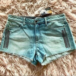Paige Shorts Tribal Embroidery Keira Cut Off Sz 27